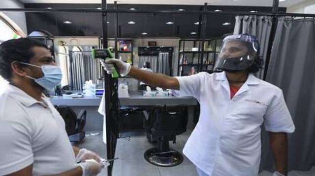 الإمارات تعلن شفاء 745 شخصاً وتسجيل 540 إصابة بكورونا