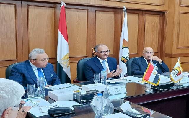 الإسكان المصرية تتابع تحديث منظومة أكواد مياه الشرب والصرف الصحي