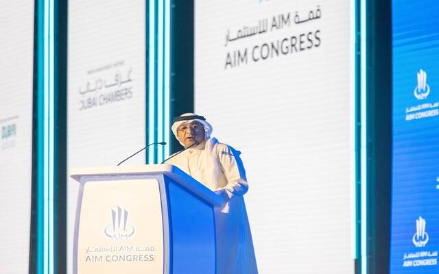 جاسم محمد البديوي، الأمين العام لمجلس التعاون لدول الخليج العربية، خلال مشاركته في قمة AIM للاستثمار- بمدينة دبي
