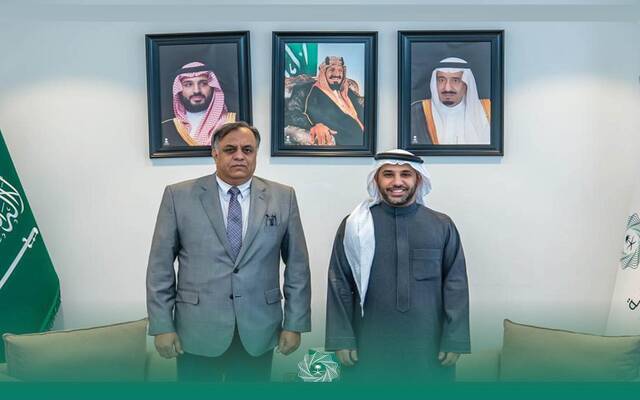 السعودية والهند تبحثان سبل تعزيز التعاون بالمجالين المالي والاقتصادي