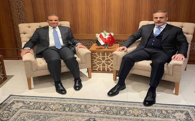 بدر عبدالعاطي وزير الخارجية والهجرة المصري مع هاكان فيدان وزير خارجية الجمهورية التركية
