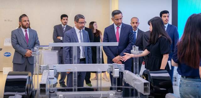 الخريّف يبحث مع شركة صينية تعزيز التعاون في سلاسل إمداد السيارات