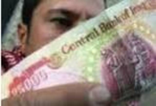 عضو اللجنة الاقتصادية :البنك المركزي والأجهزة الأمنية مطالبين باتخاذ إجراءات للحد من انتشار الدنانير المزورة