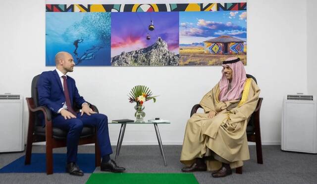 جانب من اللقاء
