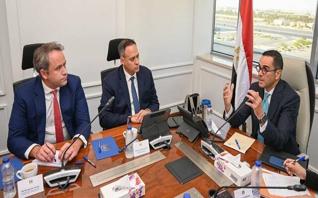 المهندس حسن الخطيب وزير الاستثمار والتجارة الخارجية ووفد من مؤسسة S&P Global