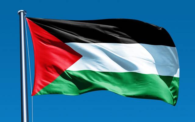 الاقتصاد الفلسطينية تغلق منشأة بسبب تصنيع كمامات طبية مخالفة