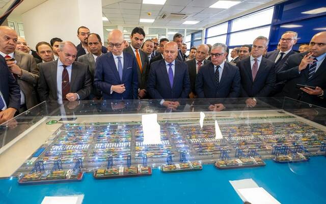 بدء التشغيل التجريبي للمرحلة الأولى من مشروع (محطة البحر الأحمر لتداول الحاويات RSCT)