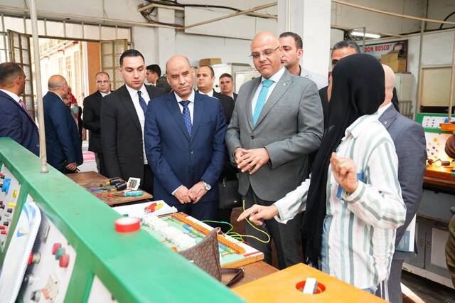 جانب من الجولة الوزارية