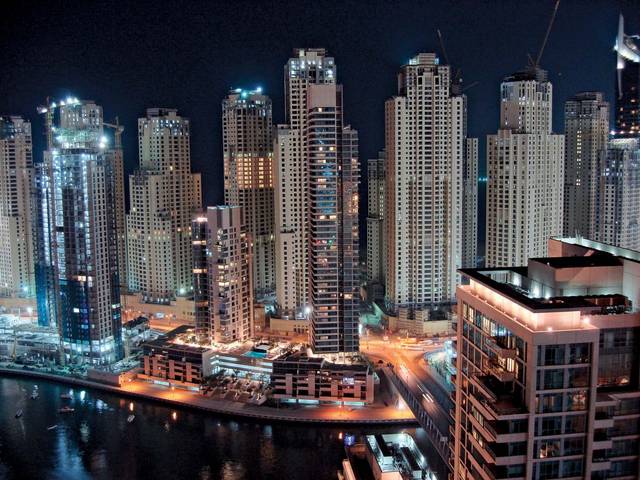 إيكونوميست: دبي أصبحت مركزاً مالياً عالمياً وبوابة للاستثمار