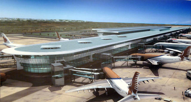 تحالف يضم "أرابتك" يفوز بعقد توسعة مطار بالبحرين