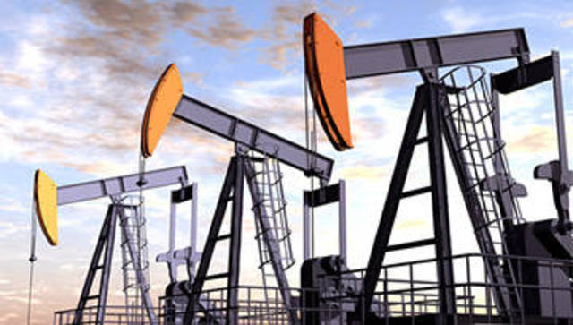 أسعار النفط تهبط 3% مع عودة المخاوف بشـأن المعروض