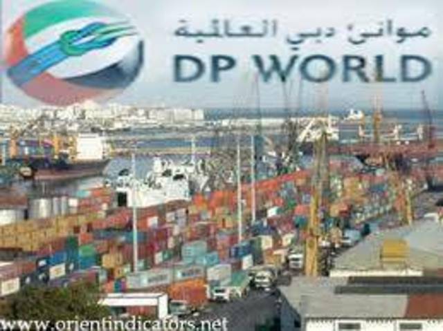عمال "بلاتينيوم" يهددون بالتصعيد غير السلمى فى ميناء "السخنة"