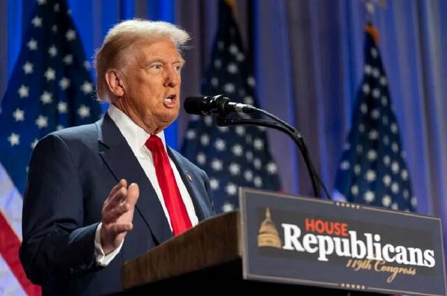 ترامب يلوّح برفع كبير للرسوم الجمركية على الهند بسبب النفط الروسي