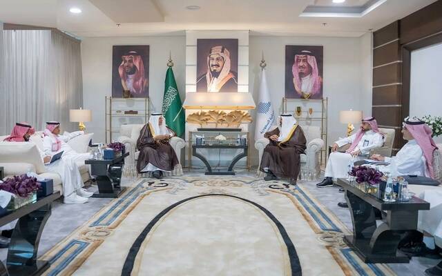 جانب من لقاء رئيس اتحاد الغرف السعودية ومساعد وزير الاستثمار
