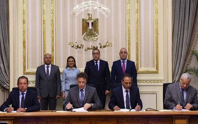 أوراسكوم كونستراكشون تتعاقد على أعمال بـ900مليون دولار في منوريل مصر