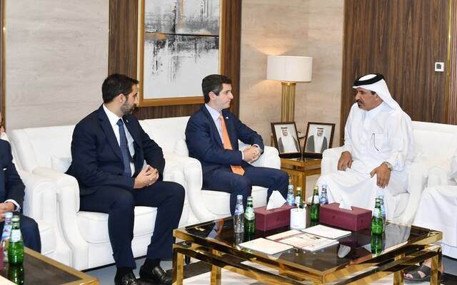 خلال اللقاء