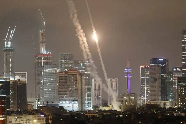 صواريخ