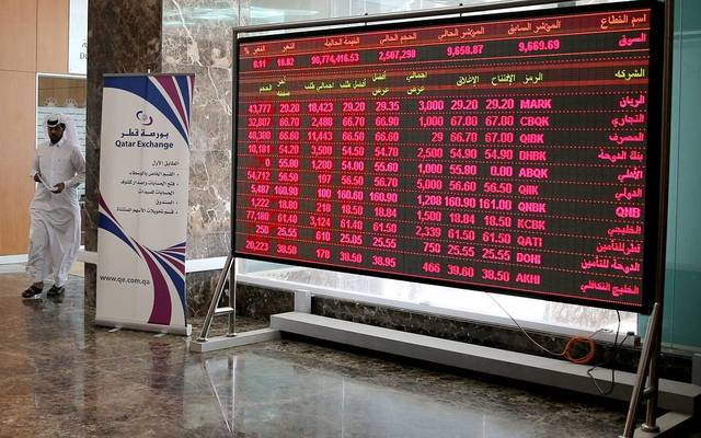 أسهم الصناعة والبنوك تدفع بورصة قطر للتراجع عند الإغلاق