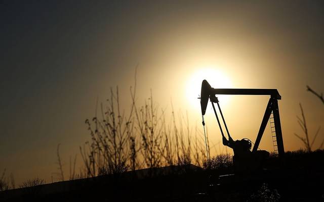محدث.. النفط يرتفع 3% عند التسوية وسط آمال تحفيز الاقتصاد