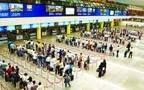 طلبت مطارات دبي من المسافرين، عدم التوجه إلى المطار إلا في حالات الضرورة القصوى