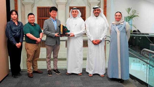 جانب من الزيارة