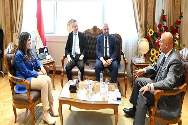 Egypt’s Minister of Housing, Utilities & Urban Communities with Acwa Power Company's delegation