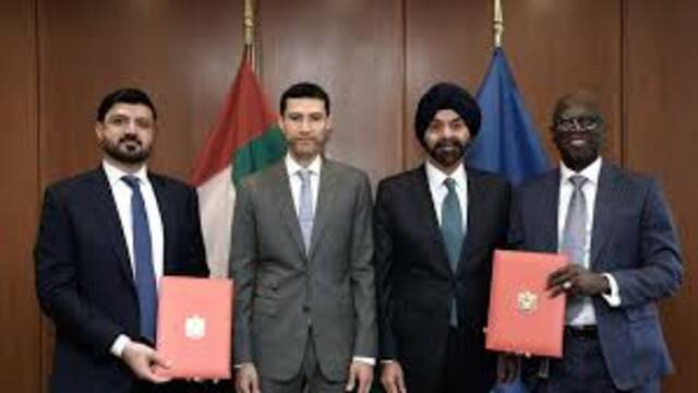 الإمارات والبنك الدولي يطلقان شراكة لتعزيز العمل الحكومي