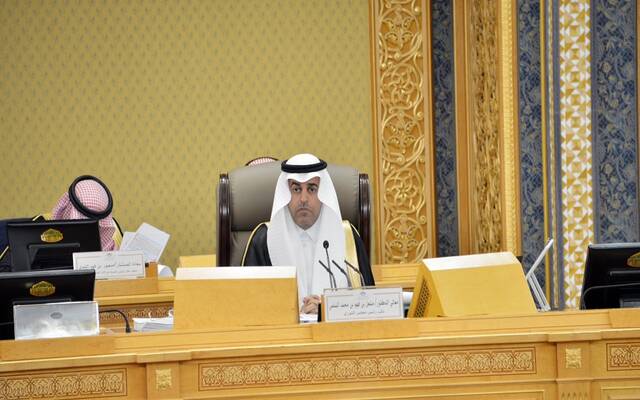 نائب رئيس مجلس الشورى مشعل السُّلمي خلال الجلسة العادية السادسة والعشرين للسنة الرابعة من الدورة الثامنة للمجلس
