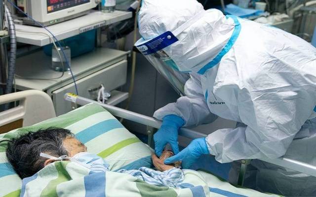 الصحة الكويتية تعلن شفاء 602 حالة من فيروس "كورونا"
