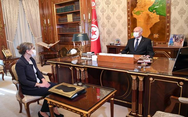 رئيس تونس يدعو لتخفيض الأسعار ومواجهة الاحتكار.. ويؤكد: "لا مجال لتجويع الشعب"