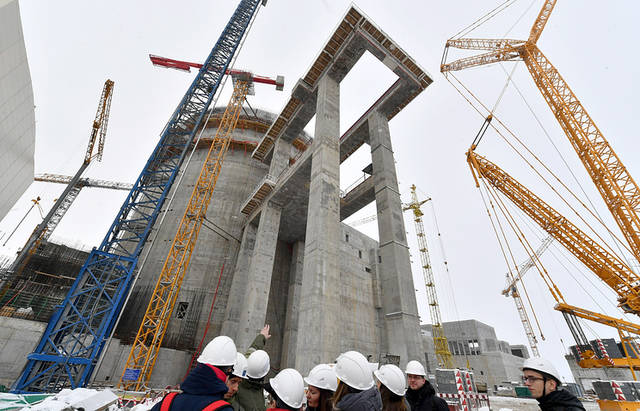 "روس آتوم" الروسية تفتح فرعاً بالسعودية للمشاركة ببناء محطة نووية