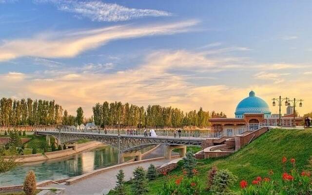 قلب العالم النابض بالنفط.. تعرف على جمهوريات آسيا الوسطى بعد تقاربها مع "الخليج"