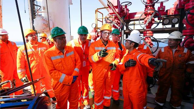 جانب من الجولة