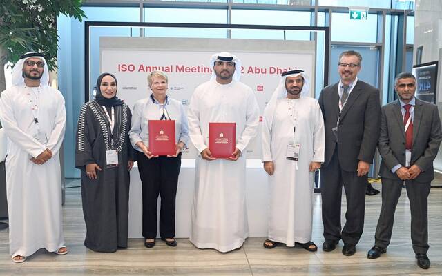 الإمارات توقع اتفاقية مع جمعية أمريكية لتطوير المواصفات البيئة والسلامة العامة
