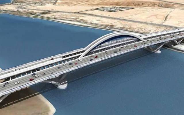 بالصور..السعودية توقع أول عقد بالشراكة مع القطاع الخاص لجسر أبحر