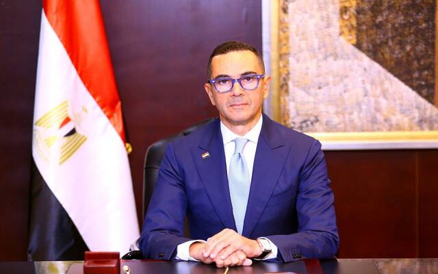 حسن الخطيب وزير الاستثمار والتجارة الخارجية المصري