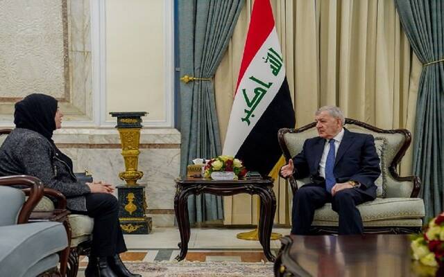 رئيس العراق يؤكد ضرورة الإسراع بإقرار الموازنة لتوفير مستلزمات الإعمار