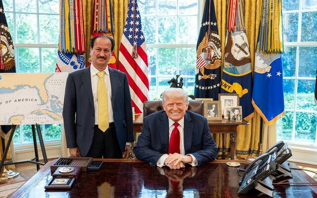 الرئيس الأمريكي دونالد ترامب مع مؤسس ورئيس مجلس إدارة شركة داماك العقارية حسين سجواني