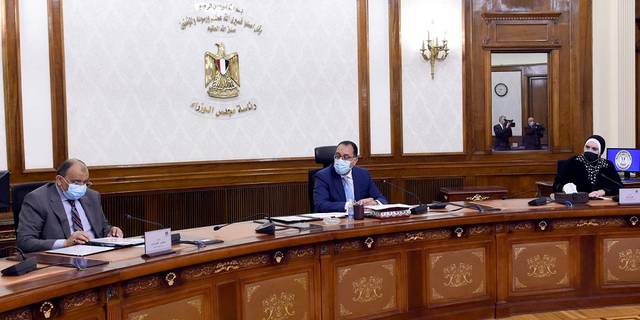الحكومة المصرية تتابع مستجدات مشروع تطوير المناطق الصناعية العشوائية بالمحافظات