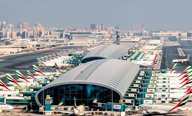 مطار دبي