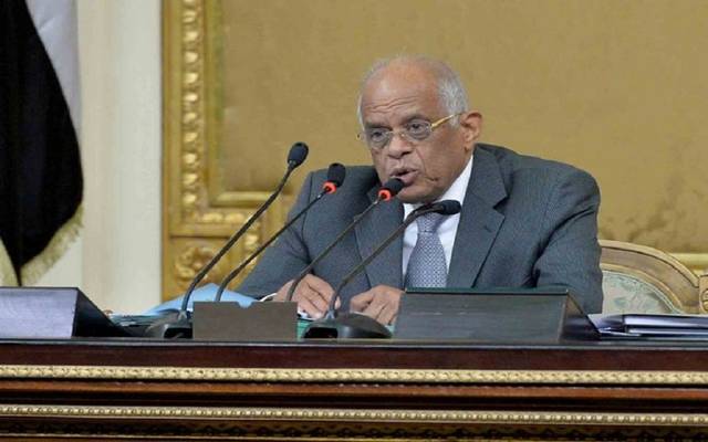 رئيس النواب المصري يطالب الحكومة بضرورة الاهتمام بالصناعة والاستثمار