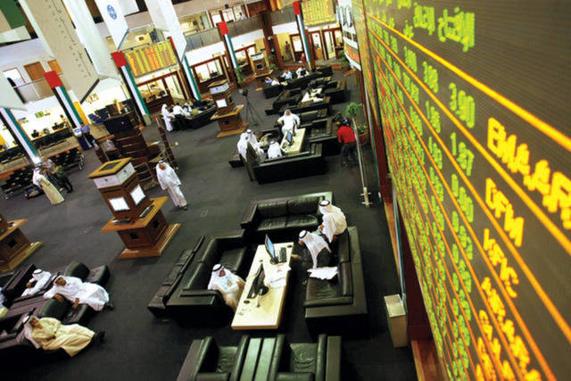 مُحللون: أسواق الإمارات تعاني شح السيولة