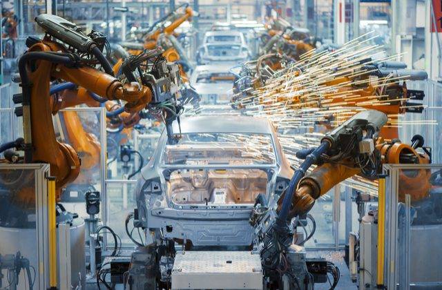 German industrial output posts unexpected growth in August