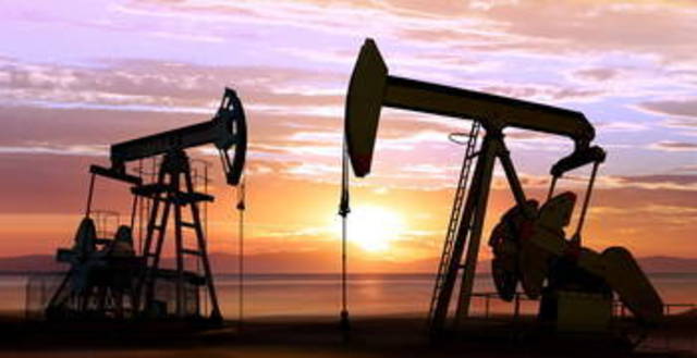 Libya stops biggest oilfield Sharara after rebel attacks