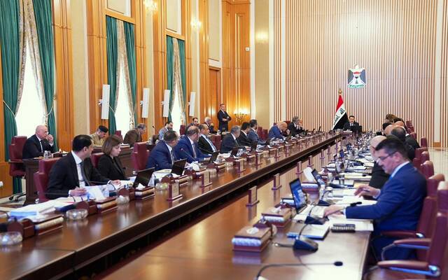 حكومة العراق تُصدر 15 قراراً جديداً أبرزها بشأن ملف إعادة تأهيل السكك الحديدية