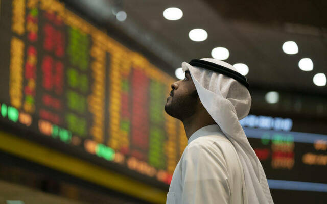 بورصة الكويت تتباين عند الإغلاق وسط ارتفاع لـ8 قطاعات