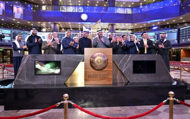 خلال الاحتفال بإدراج الشركة في بورصة الكويت اليوم الأربعاء