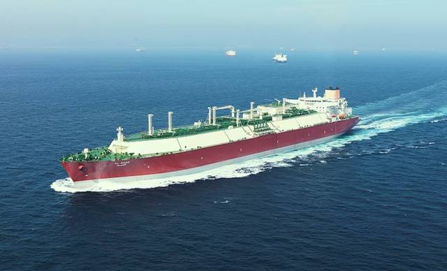 "ناقلات" القطرية تتولى إدارة سفينة الغاز الطبيعي المسال "لجميلية"