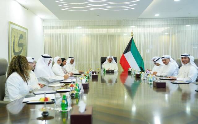 خلال ترؤس اجتماع اللجنة الوزارية