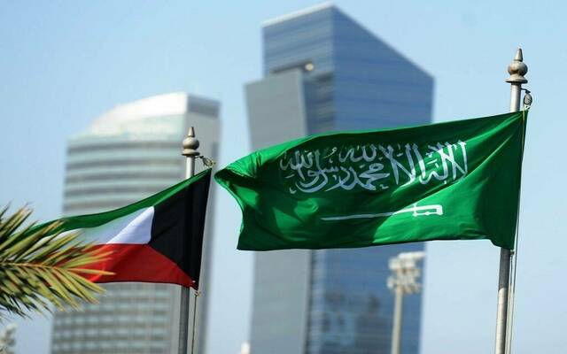 علم المملكة العربية السعودية وعلم دولة الكويت
